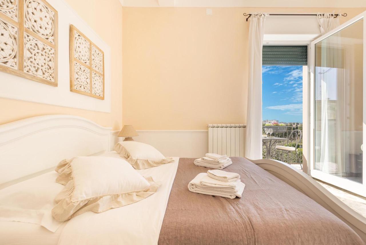 Dimora Le Tre Muse Guesthouse レッチェ エクステリア 写真