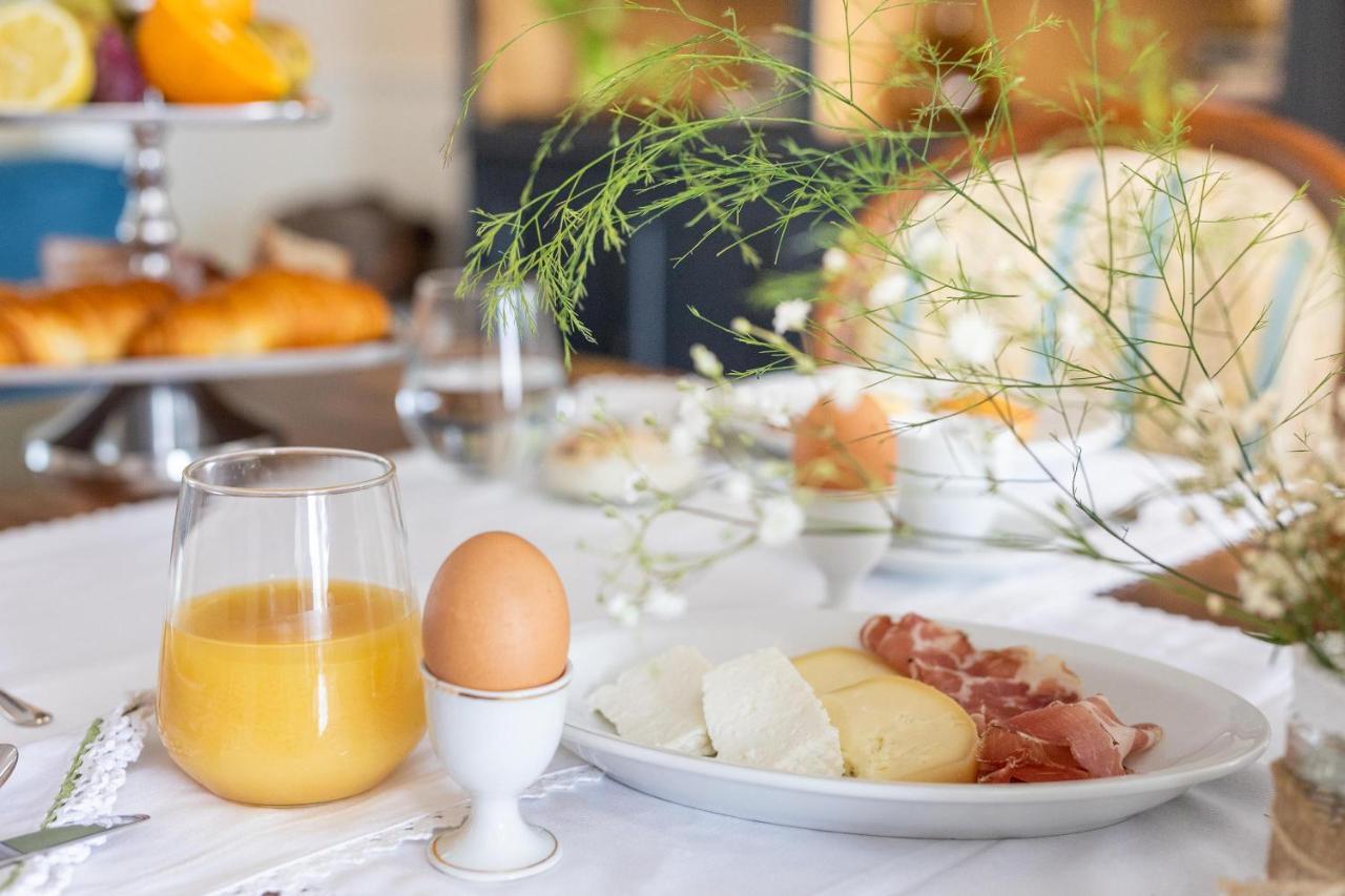 Dimora Le Tre Muse Guesthouse レッチェ エクステリア 写真